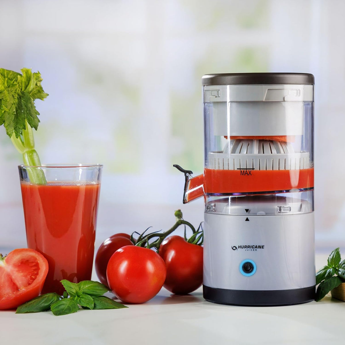 Hurricane Juicer, potente máquina extractor de jugo inalámbrico, exprimidor de frutas de diseño compacto con piezas aptas para lavavajillas, exprimidor eléctrico recargable de 500 RPM para naranjas