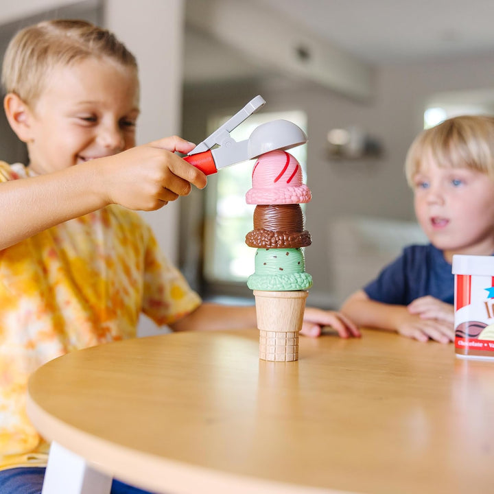 Melissa &amp; Doug Juego de helado Scoop and Stack, juguetes magnét...