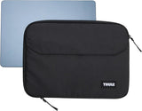 Thule Chasm 55L Gear Hauler, base impermeable, bolsillos internos y...