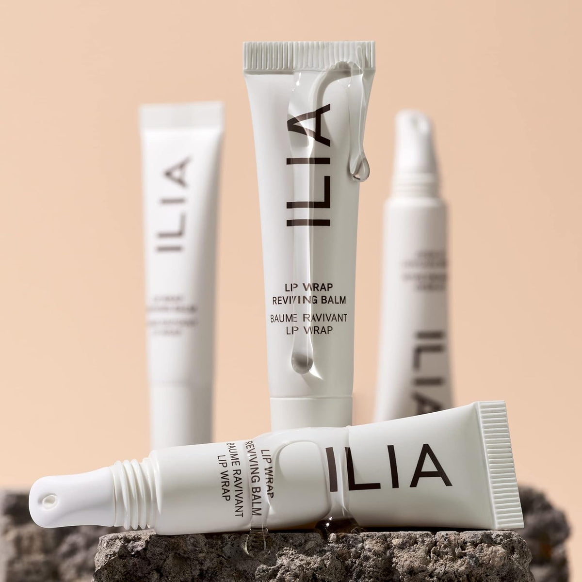 ILIA - Bálsamo revitalizante para labios | Hidrata, suave, regordet...