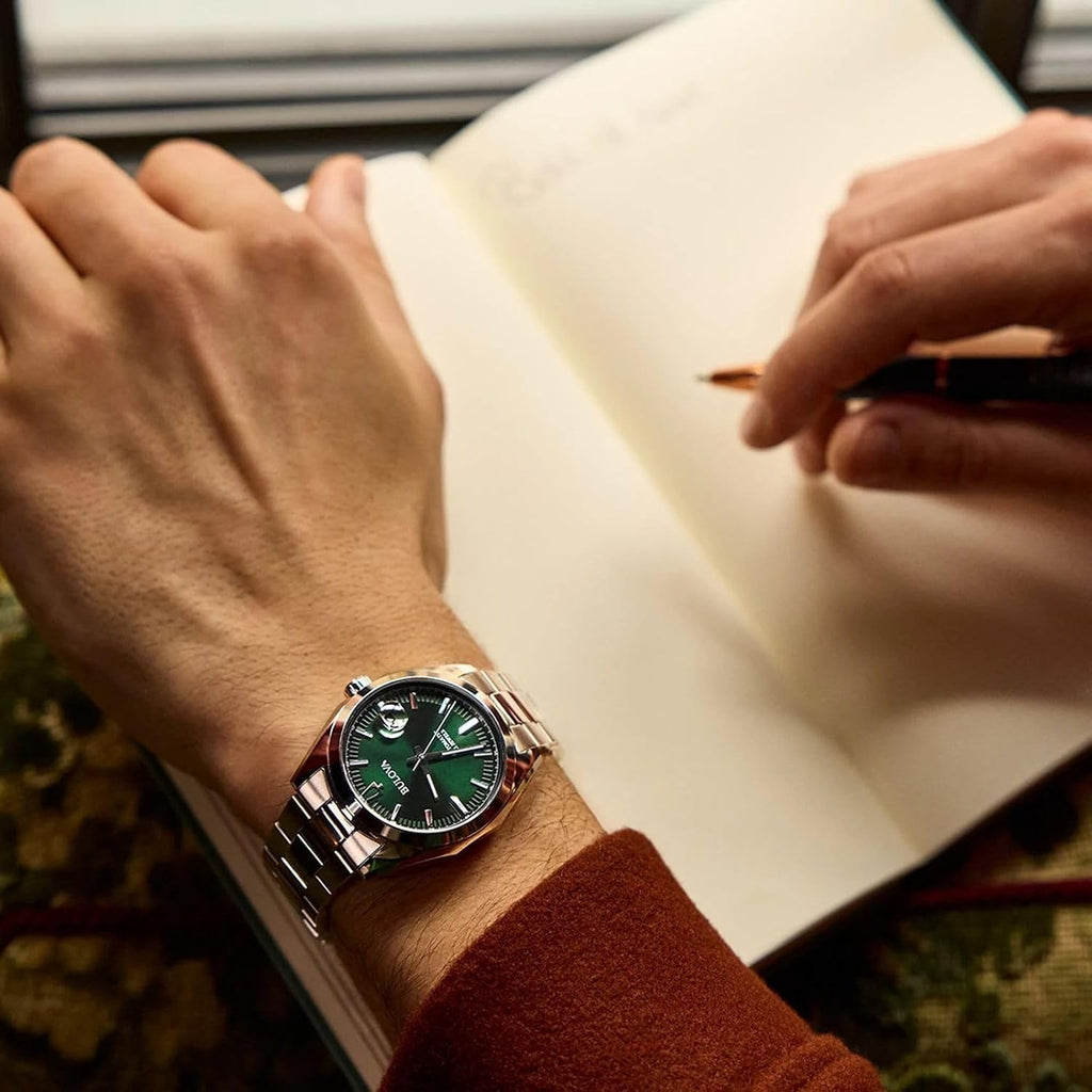 Bulova Surveyor Reloj automático de pulsera de acero inoxidable con esfera verde 1.535 in - 96B429