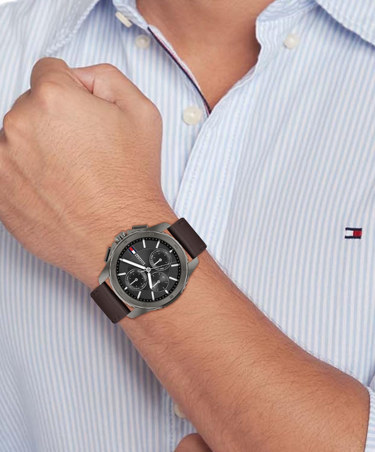 Tommy Hilfiger Reloj clásico de cuarzo multifunción – Reloj de pulsera con correa de cuero para hombre – Resistente al agua hasta 5 ATM/164 ft – Moda premium para uso diario – 1.732 in