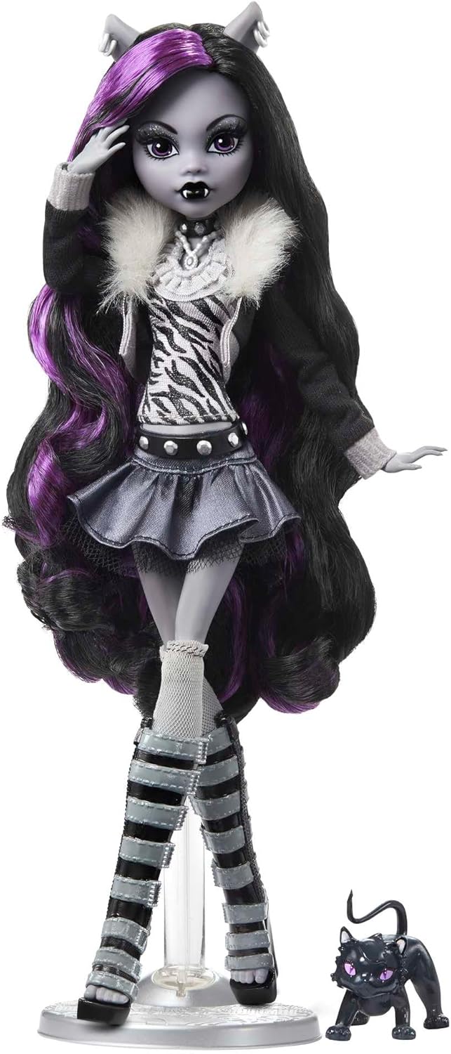 Monster High Muñeca de Drama en Carrete, Clawdeen Wolf en Blanco y...