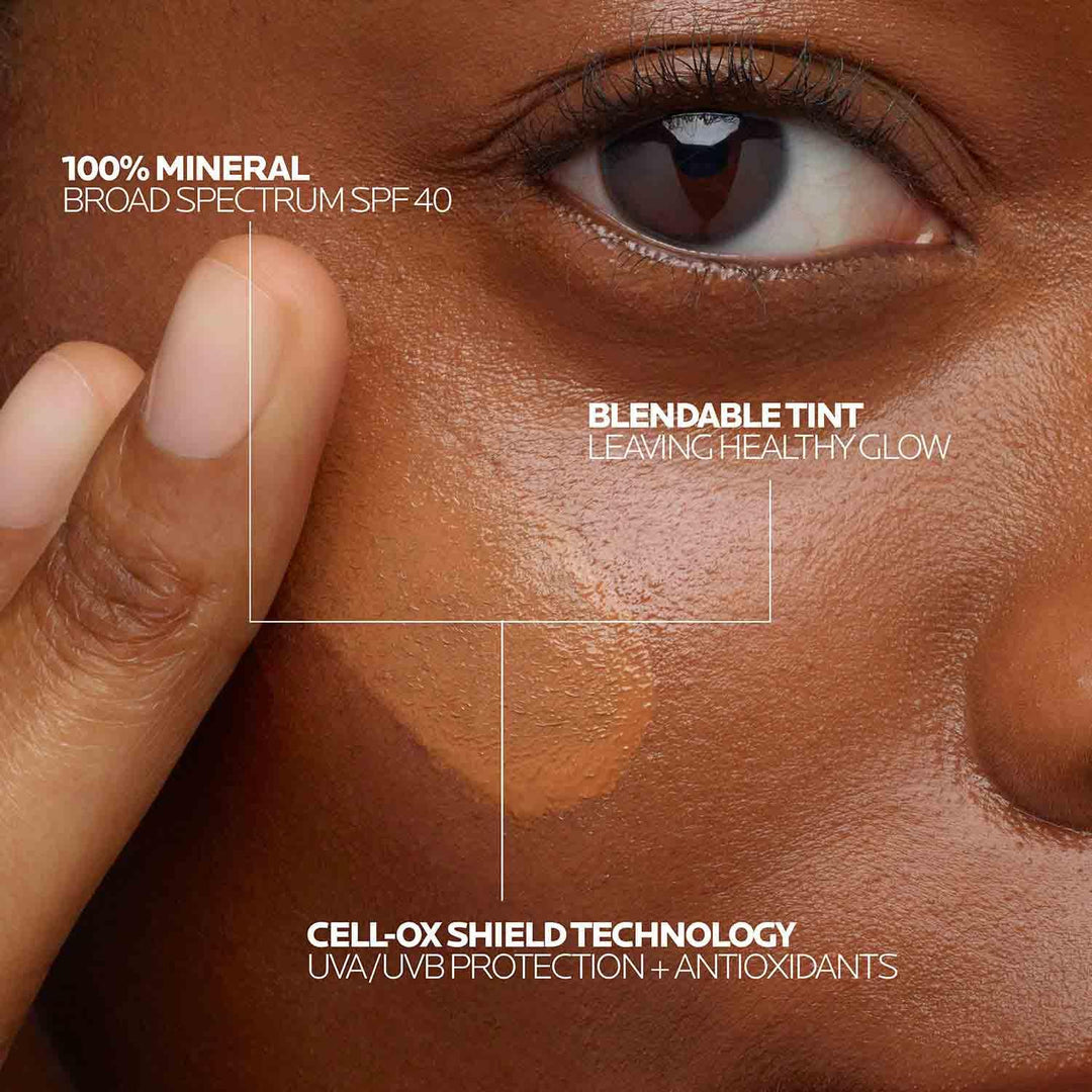 La Roche-Posay Anthelios Sunscreen SPF 40, Ultra-Light Fluid Broad...