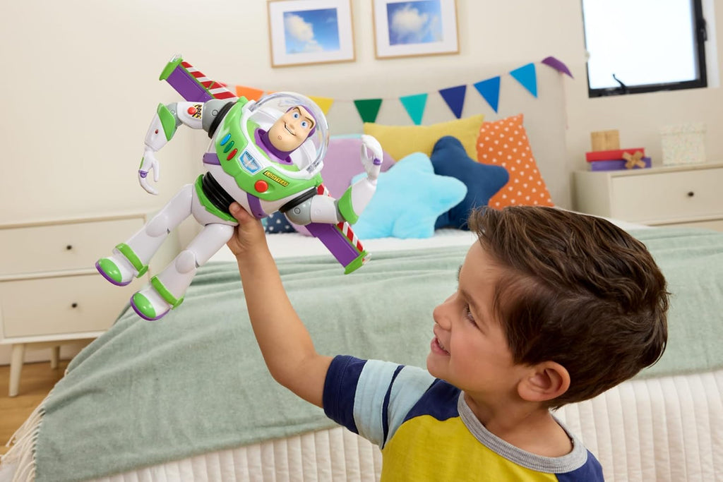 Mattel Disney y Pixar Toy Story 5 Ultimate Action Buzz Lightyear