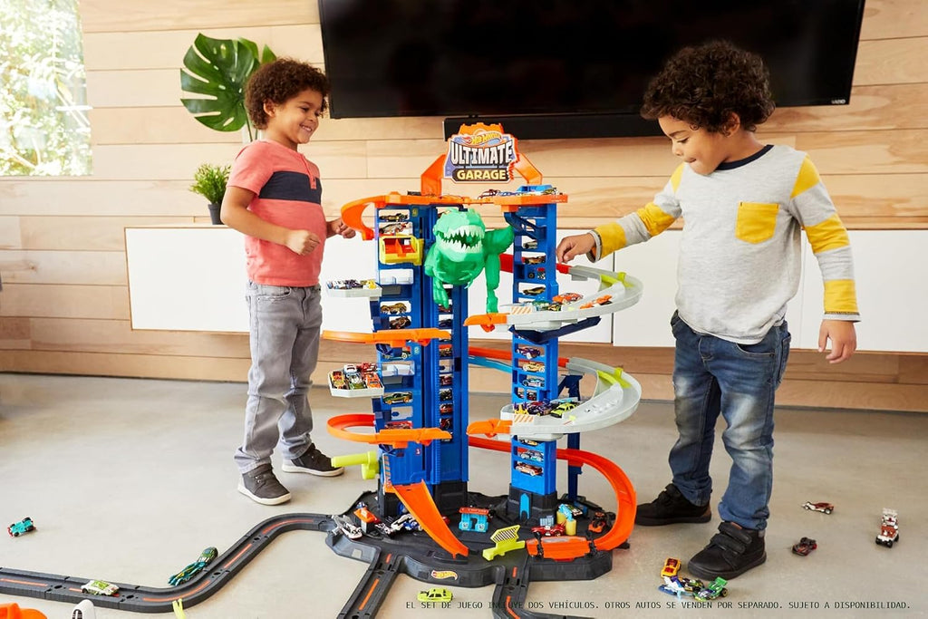 Hot Wheels Ultimate Garage Track Playset & 2 1:64 Scale Toy Cars​​​​