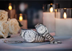 Bulova - Reloj de vestir clásico de cuarzo de tres manecillas con calendario y fecha para mujer, brazalete de acero inoxidable, esfera con patrón, 28mm