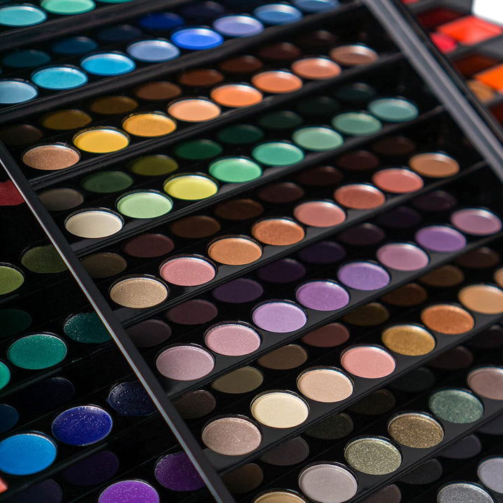 Juego de maquillaje Elevated Essentials de Shany todo en uno, con 7...