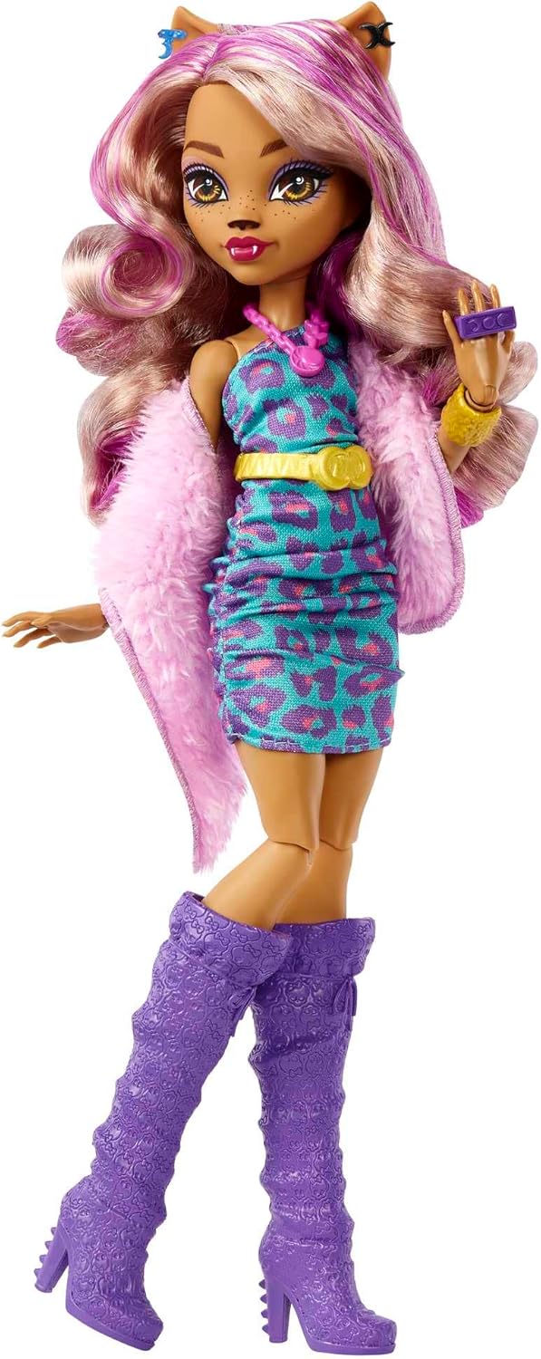 Monster High Muñeca y juego Clawdeen Wolf Boo-tique Studio con acce...