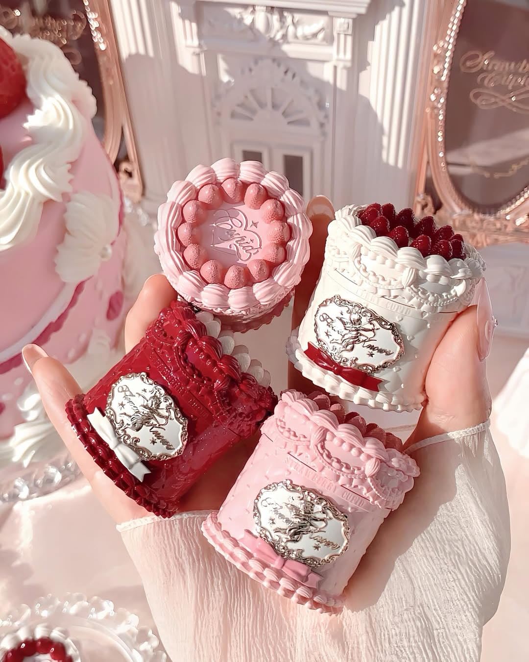 Flower Knows Caja de regalo de maquillaje Strawberry Cupid de 12 pi...