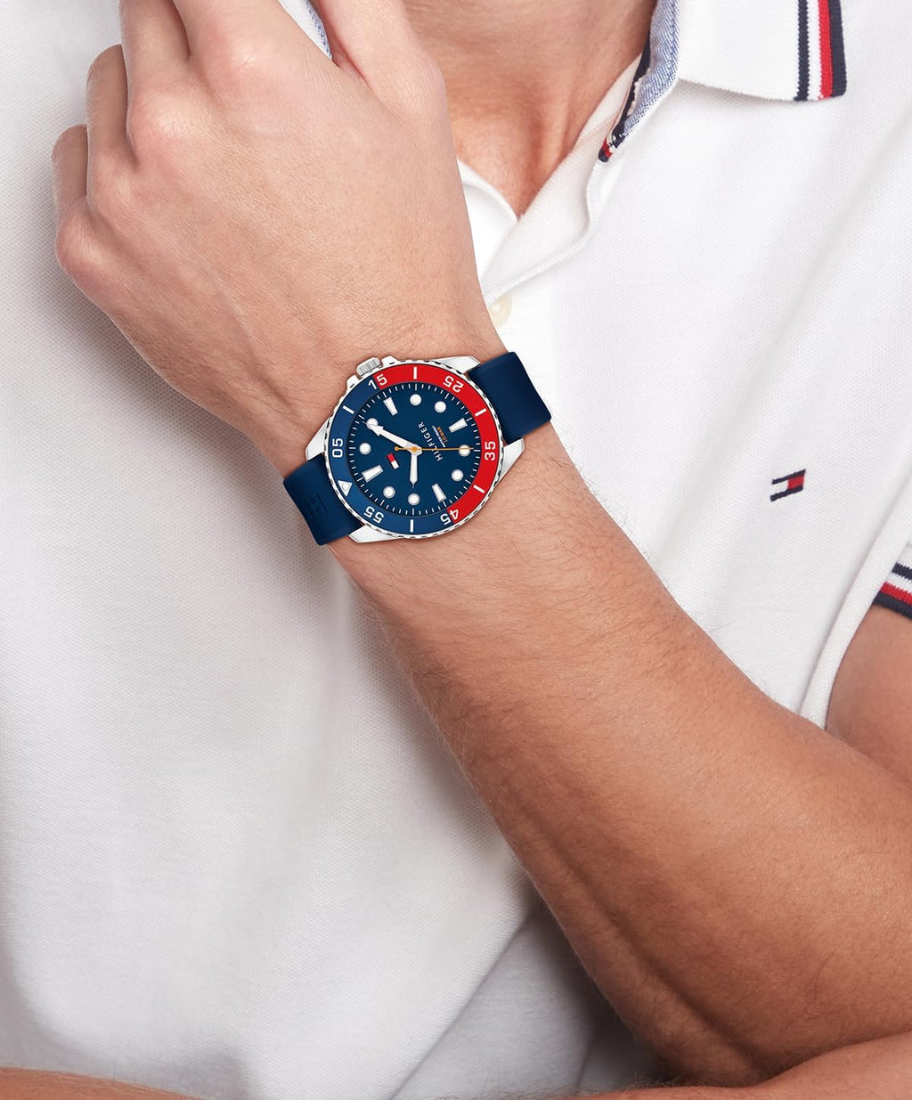Tommy Hilfiger Reloj Bold para Hombres, Inspirado en Buceo – Movimiento Cuartz 3H, Caja de Acero Inoxidable y Aluminio, Bisel Deportivo de Aluminio – Regalo Aventura para Él