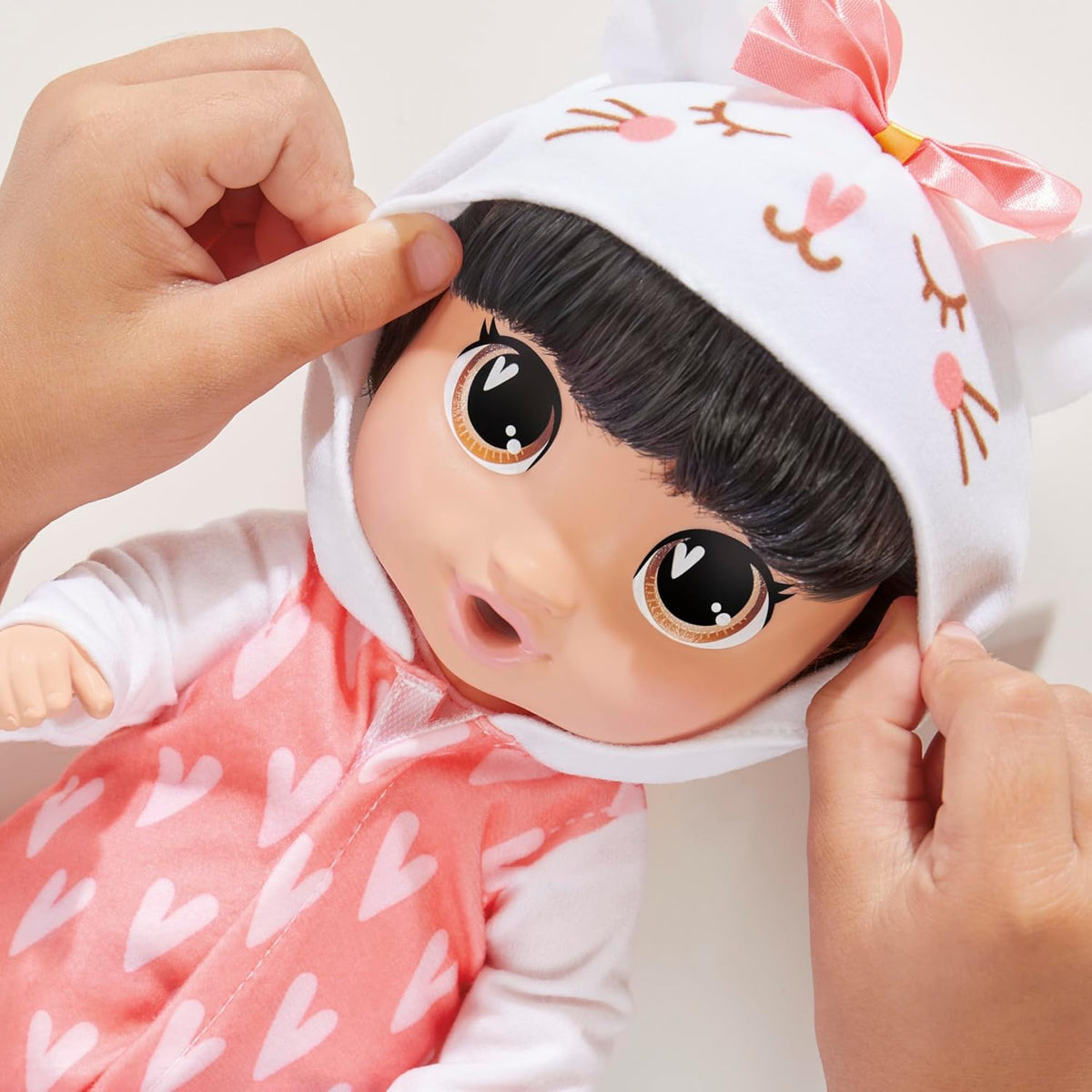 Baby Alive Super BFF Katie Kat Set de Juego de Muñeca Bebé de Vesti...