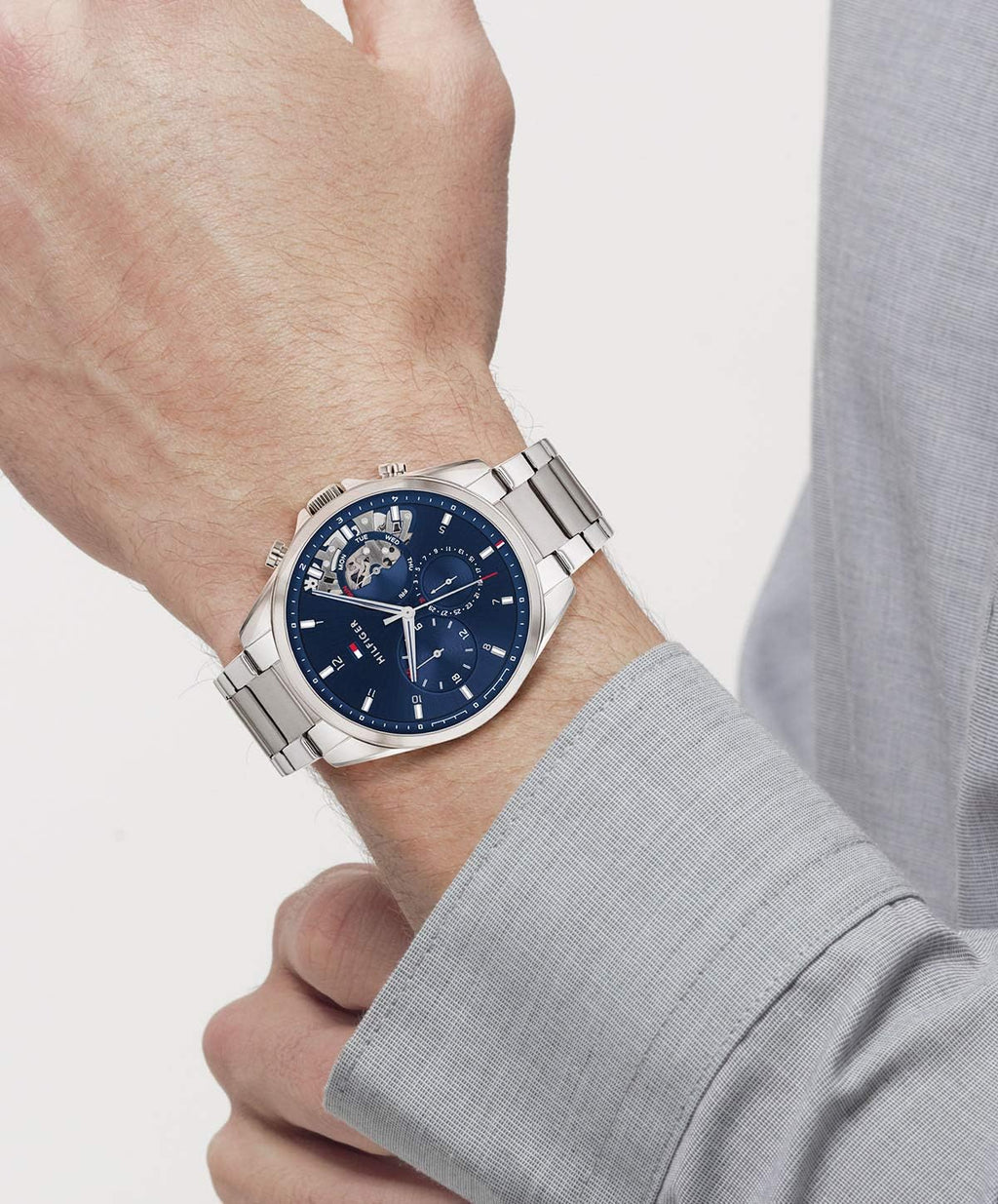 Tommy Hilfiger Reloj para hombre – Cuarzo Multifunción, caja de acero inoxidable de 1.732 in, esfera de esqueleto, pulsera de eslabones – Reloj de vestir para hombre