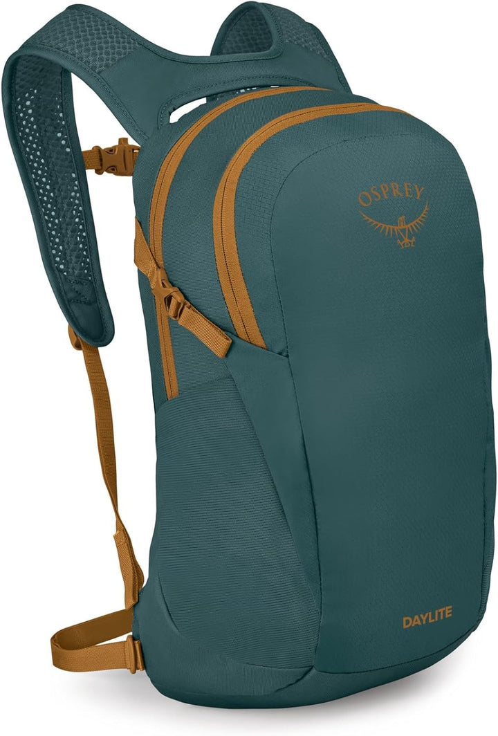 Osprey Daylite - Mochila para viajes diarios, ligera, con funda par...