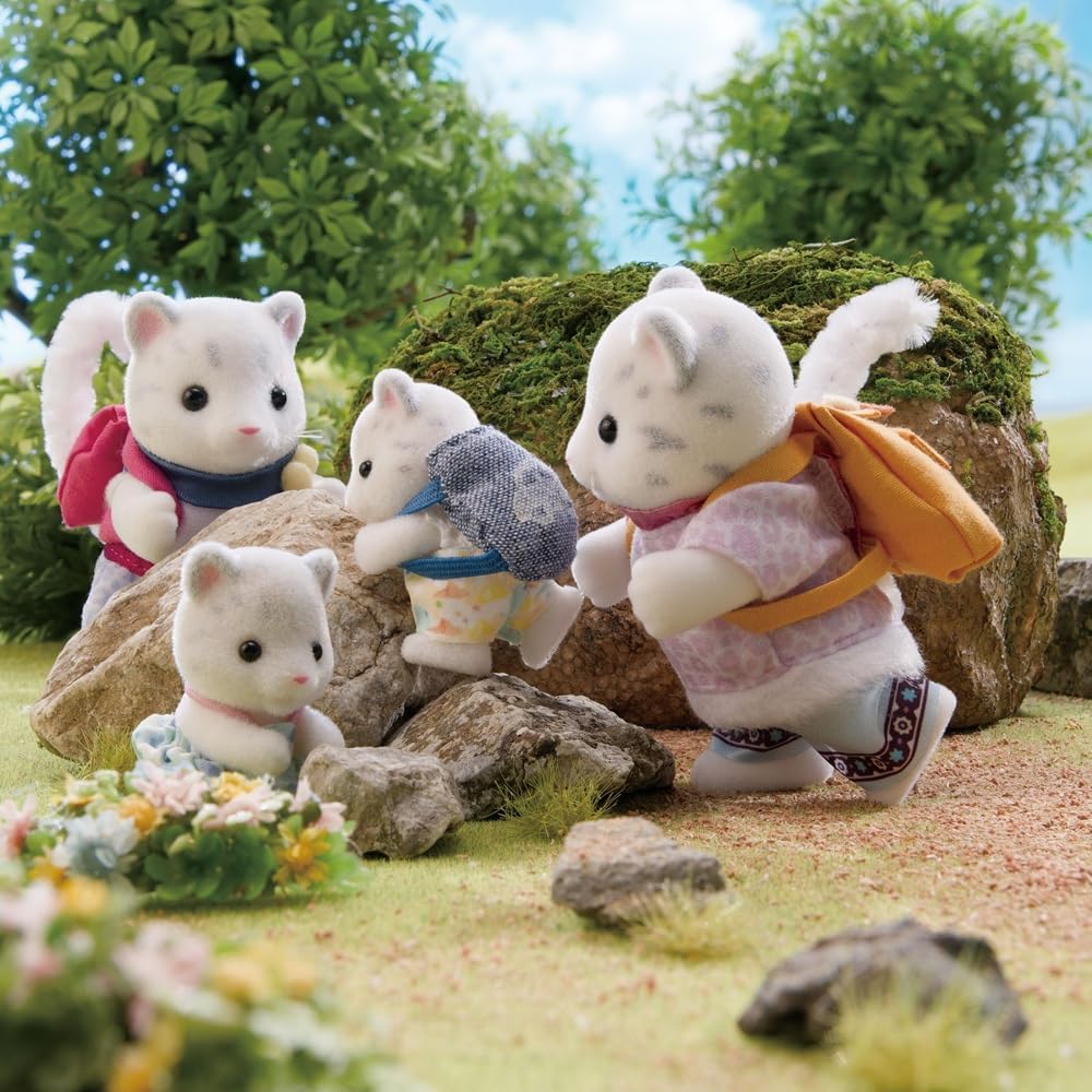 Sylvanian Families - 5814 Snow Leopard Family, juego con figura de animal, figuras de animales aterciopelados, leopardos, juguetes para niños de 3 años en adelante