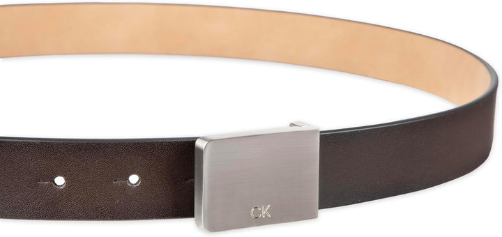 Calvin Klein Cinturón con hebilla de placa moderna y detalle de log...