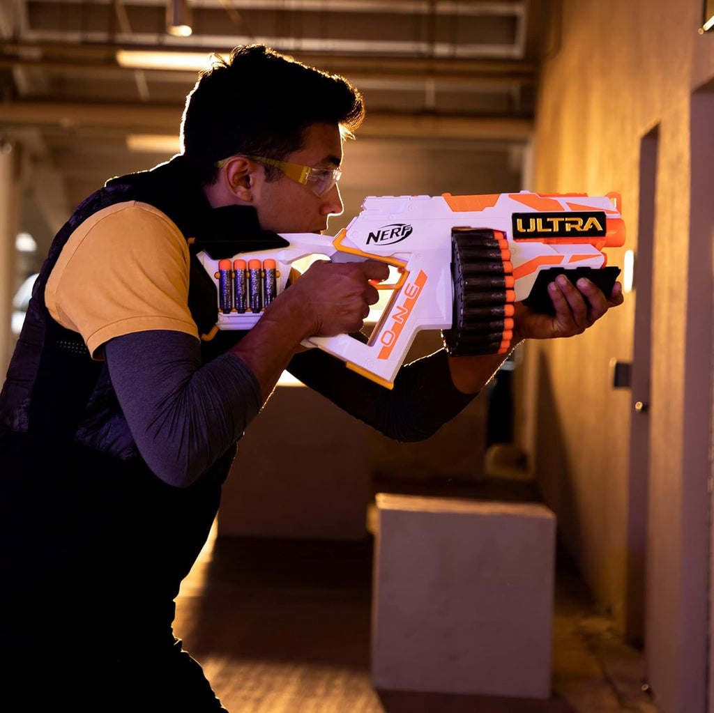 NERF Ultra One lanzador motorizado, tambor de 25 dardos (exclusivo de Amazon)