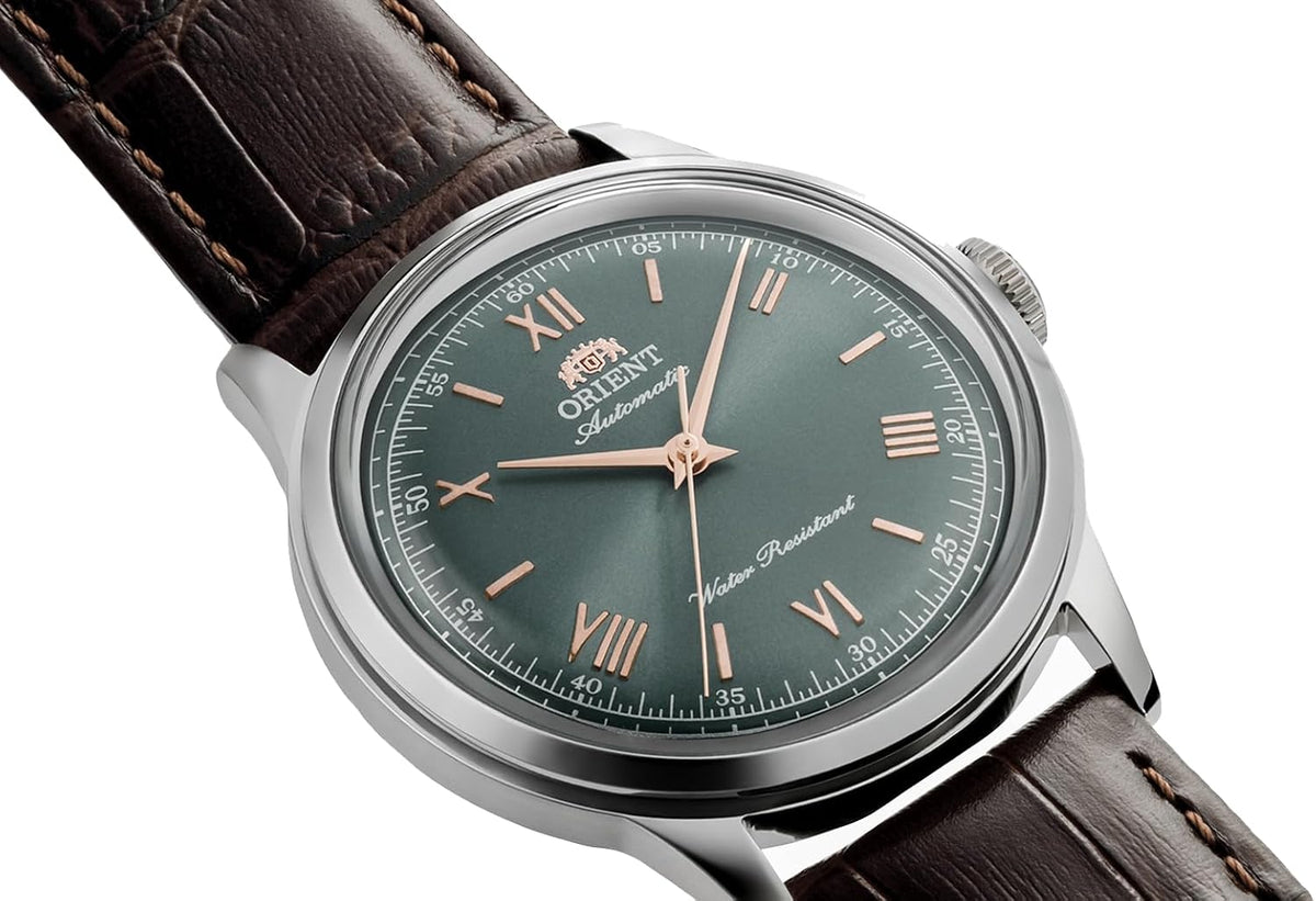 Orient Bambino Sin fecha | Movimiento automático automático/cuerda manual | Reloj de vestir de acero inoxidable de 1.512 in | Unisex