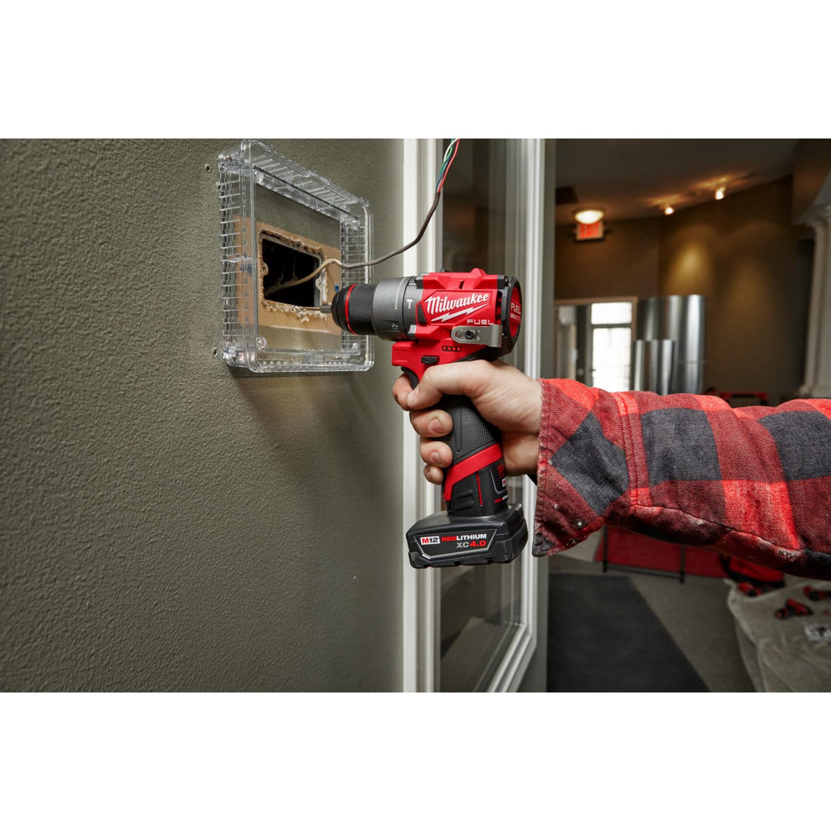 Milwaukee Electric - M12 Fuel. Taladro percutor/desarmador de 1/2