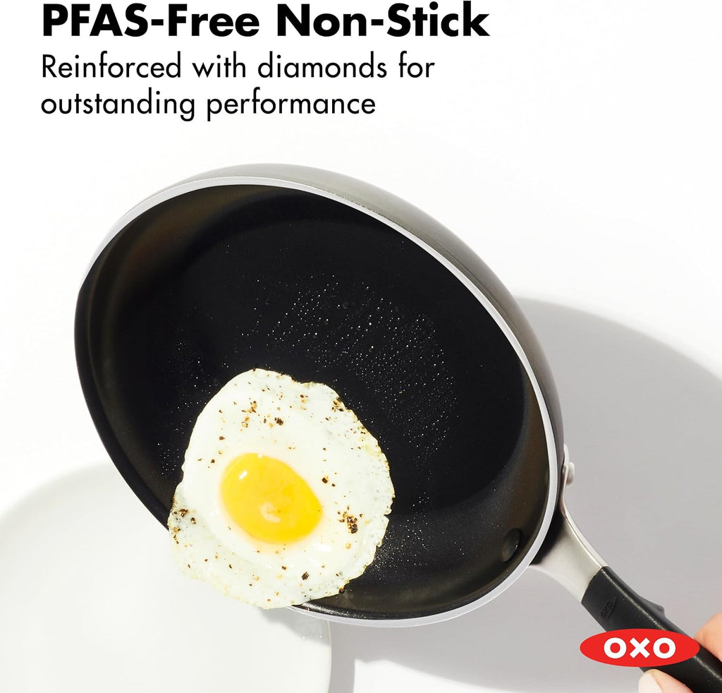 OXO Sartén antiadherente de 8 pulgadas, mango de silicona sin BPA, apto para lavavajillas y horno, sartén de cerámica sin PFAS, color negro