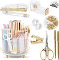 SKYDUE Juego de suministros de oficina dorados, soporte para lápices para escritorio, bolígrafo de gel, grapadora, dispensador de cinta, tijeras, clips y 1000 grapas, decoración de oficina para