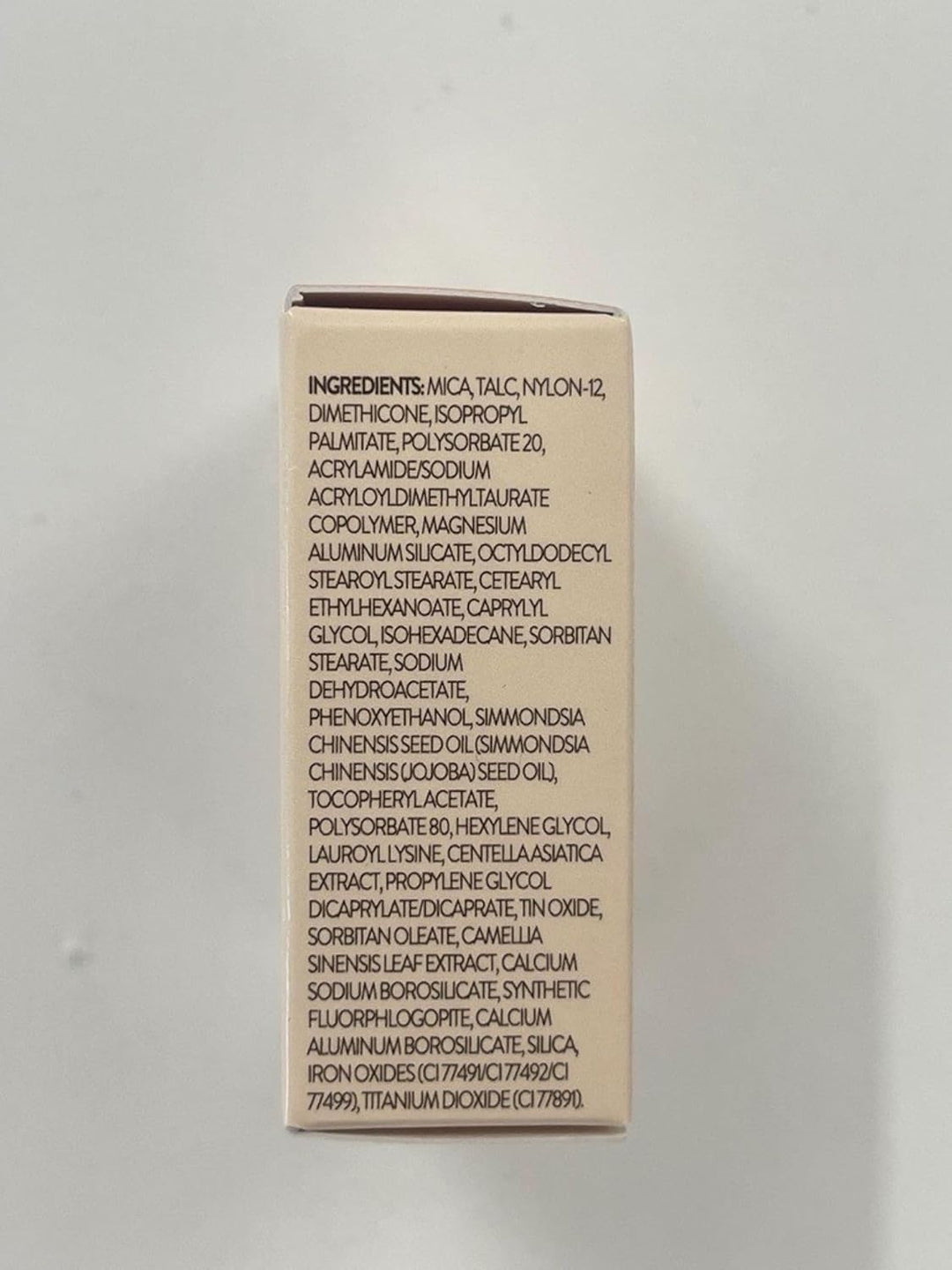 LAURA GELLER NEW YORK - Iluminador Baked Natural Glow de brillo nat...