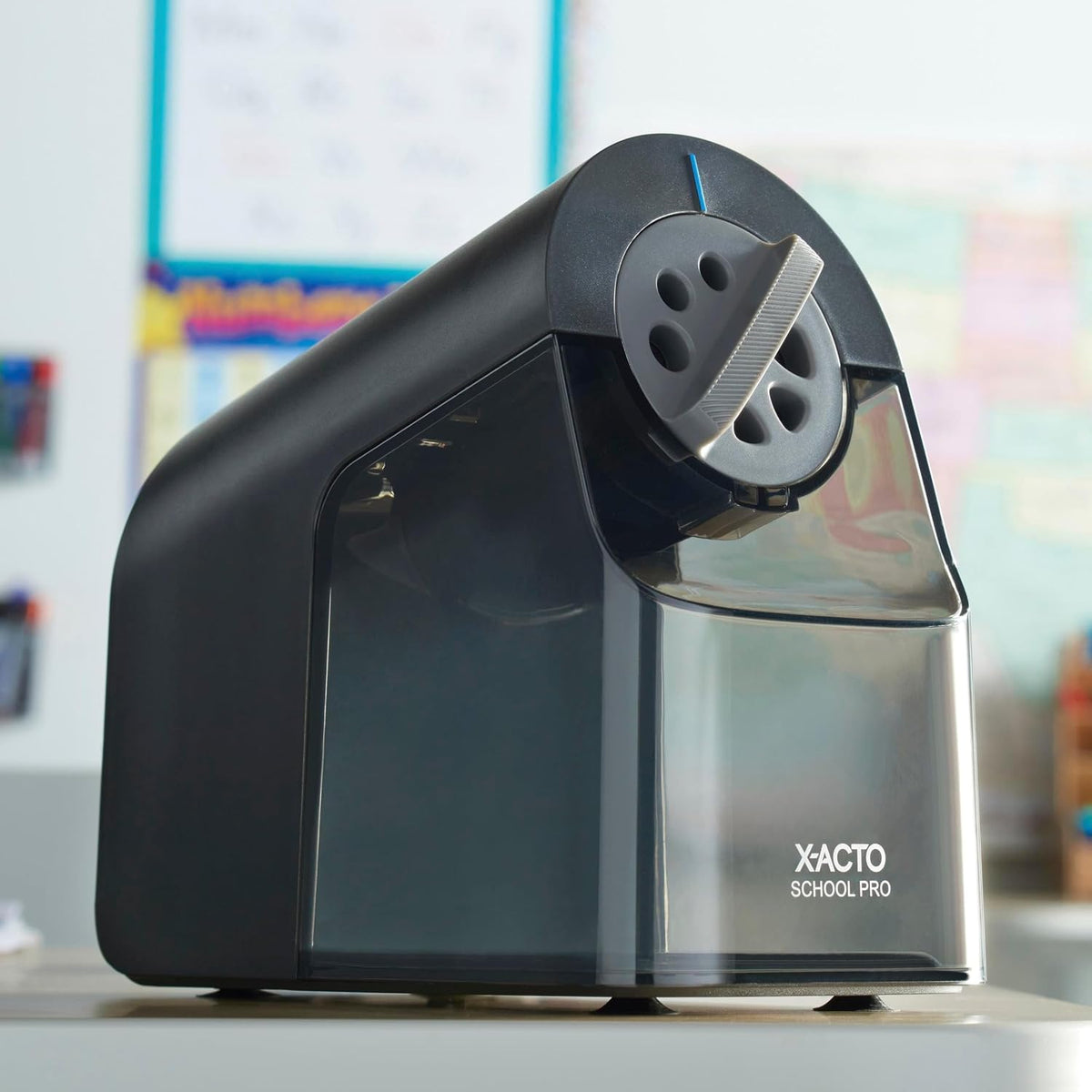 X-ACTO Sacapuntas eléctrico School Pro, negro, con esfera de seis tamaños, contenedor de virutas XL, resistente, suministros para el aula