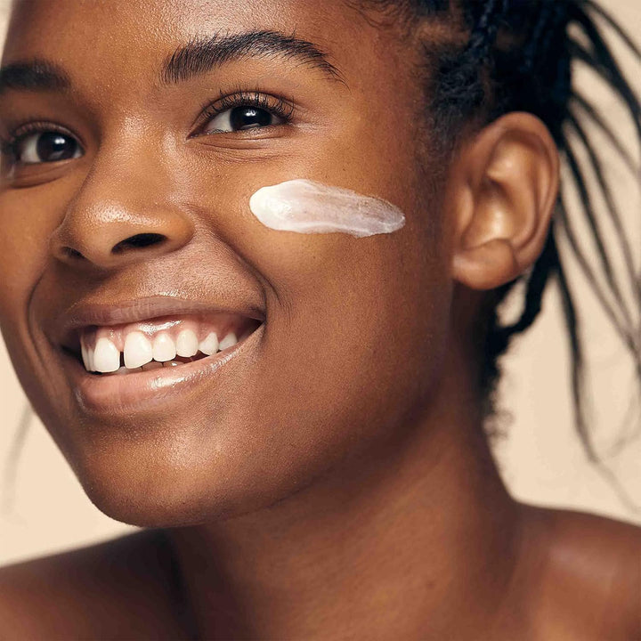 Urban Skin Rx Crema facial iluminadora diaria con vitamina C + E pa...