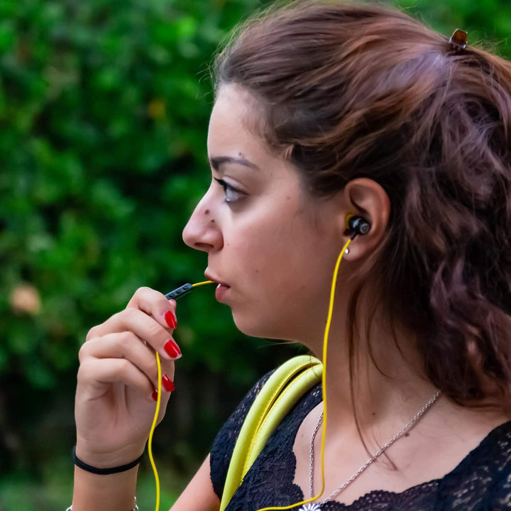 LUDOS Clamor \u2013 Auriculares con cable tipo in-ear, 5 años de ga...