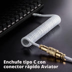 Cable de teclado en espiral USB C Starlight para teclado de juegos, cable de teclado mecánico de doble funda con aviador metálico desmontable, 1.5M USB-C a USB-A, color blanco con conector de
