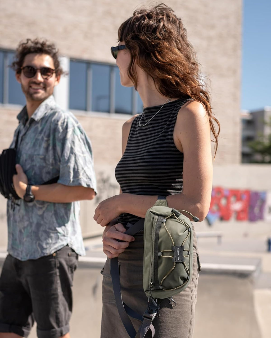 WATERFLY Riñonera pequeña con bloqueo RFID para viajes, senderismo