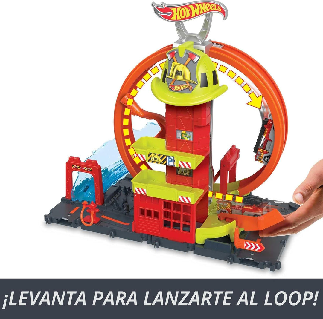 Hot Wheels City con 1 coche de juguete, ascensor impulsado por niño...
