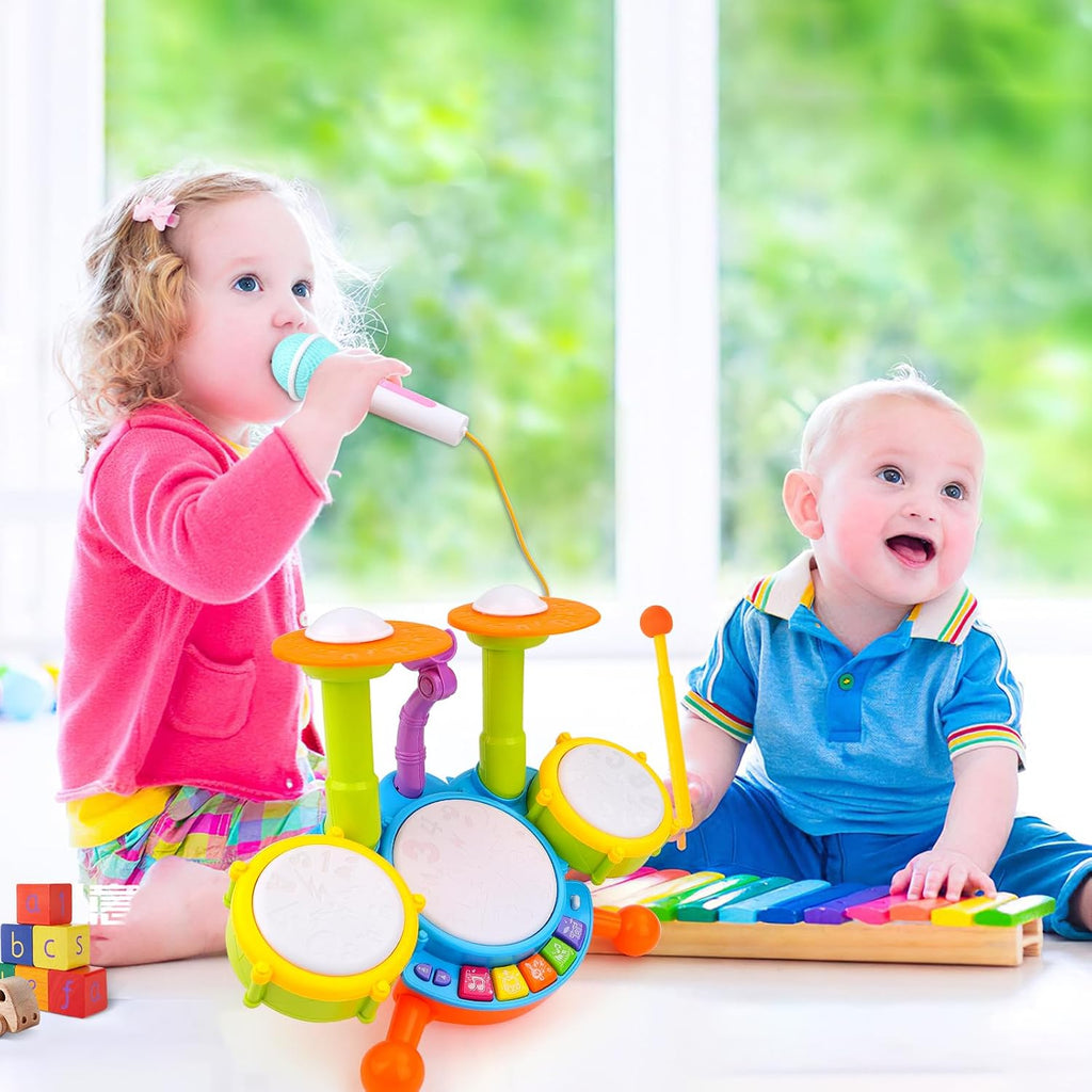 deAO Juego de batería para niños con 2 baquetas y micrófono,