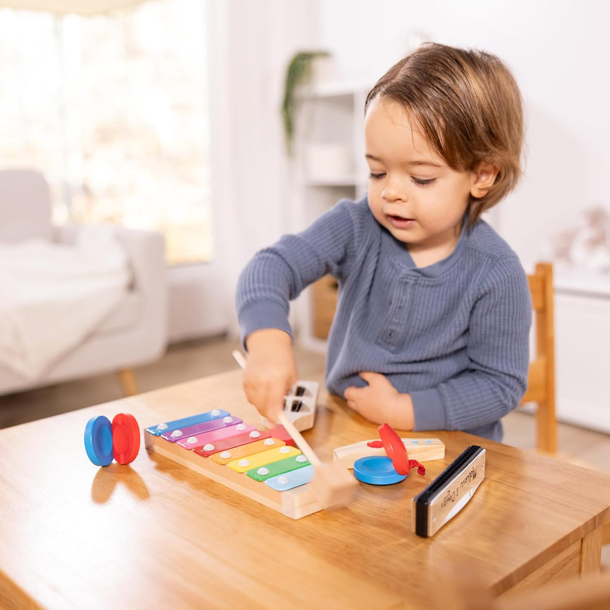 Melissa & Doug Band-in-a-Box - Juego de instrumentos de madera de 7 piezas