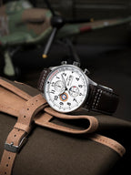 Reloj analógico AV-4011 Hawker Hurricane, con mecanismo de cuarzo japonés, con correa de piel, de AVI-8