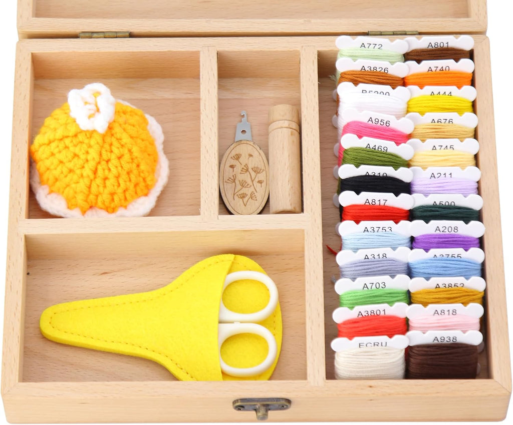 Caja de coser Montessori Practical Life Caja de coser de madera con hilo de bordar, estuche de tijeras, cojín de alfiler, kit educativo de manualidades para niños de 5 años en adelante