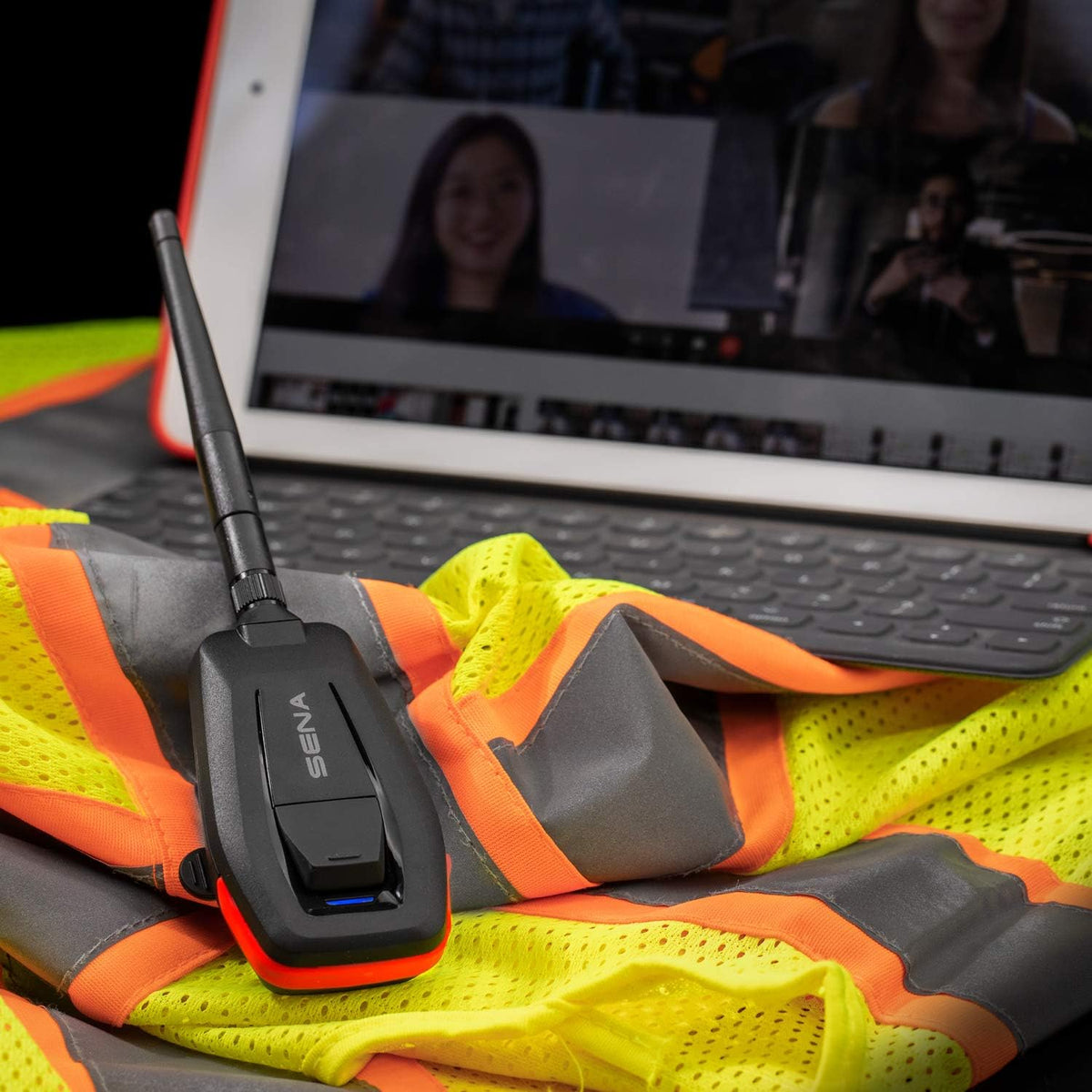 Sena Adaptador de intercomunicador industrial Bluetooth a malla para teléfono o tableta PC (MeshPort Red, talla única)
