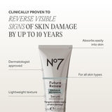 No7 Future Renew - Suero facial de reversión de daños para piel rad...