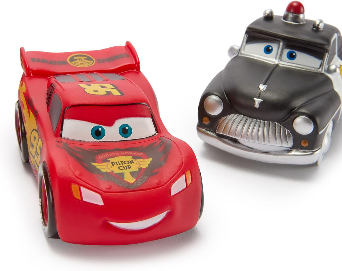 Disney Store Juego de juguetes de baño oficiales de Pixar Cars, incluye 5 juguetes detallados con un cubo de almacenamiento colante, diversión para el baño y juego acuático para niños