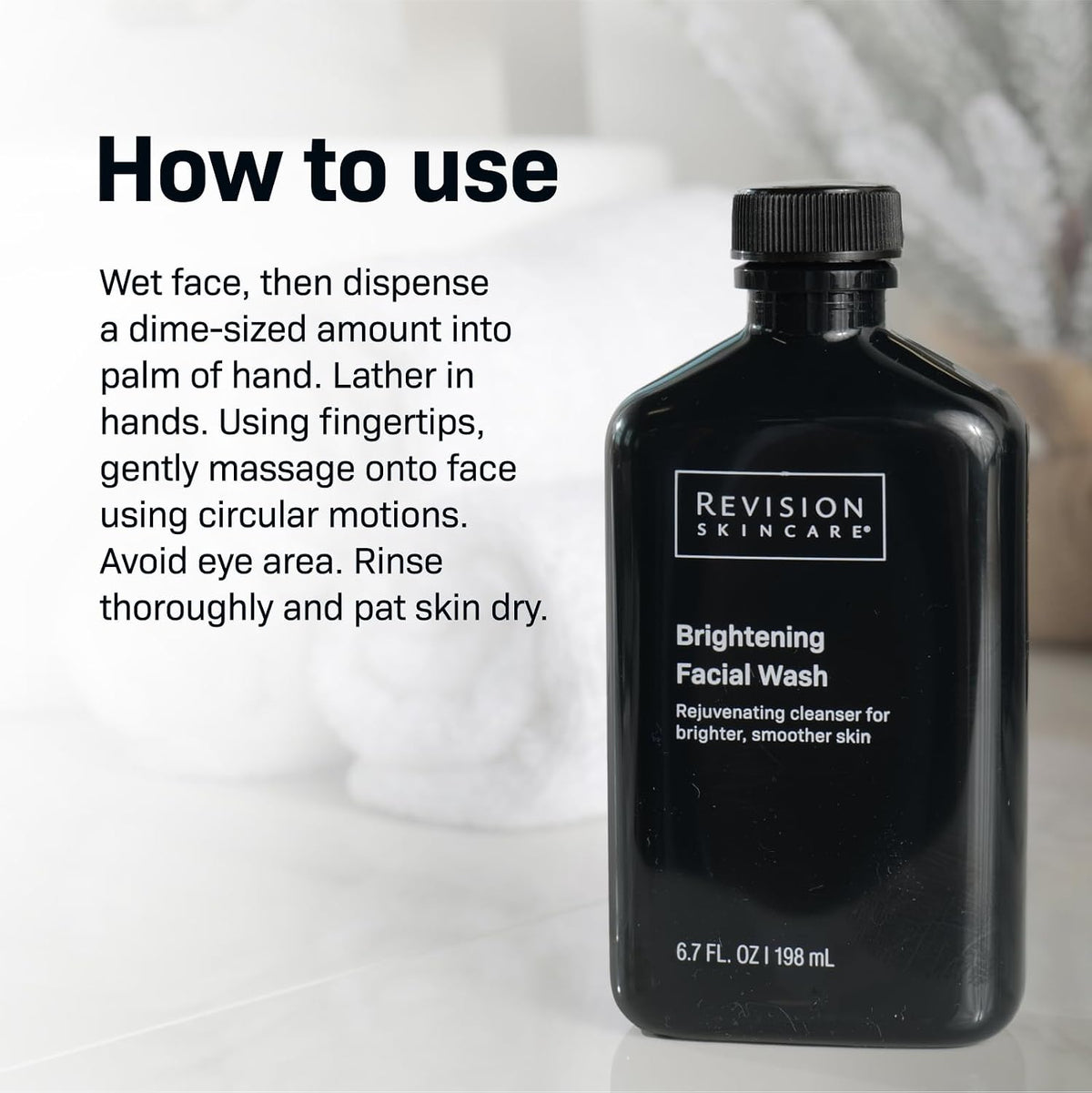 Revision Skincare Brightening Facial Wash, limpiador facial exfolia...