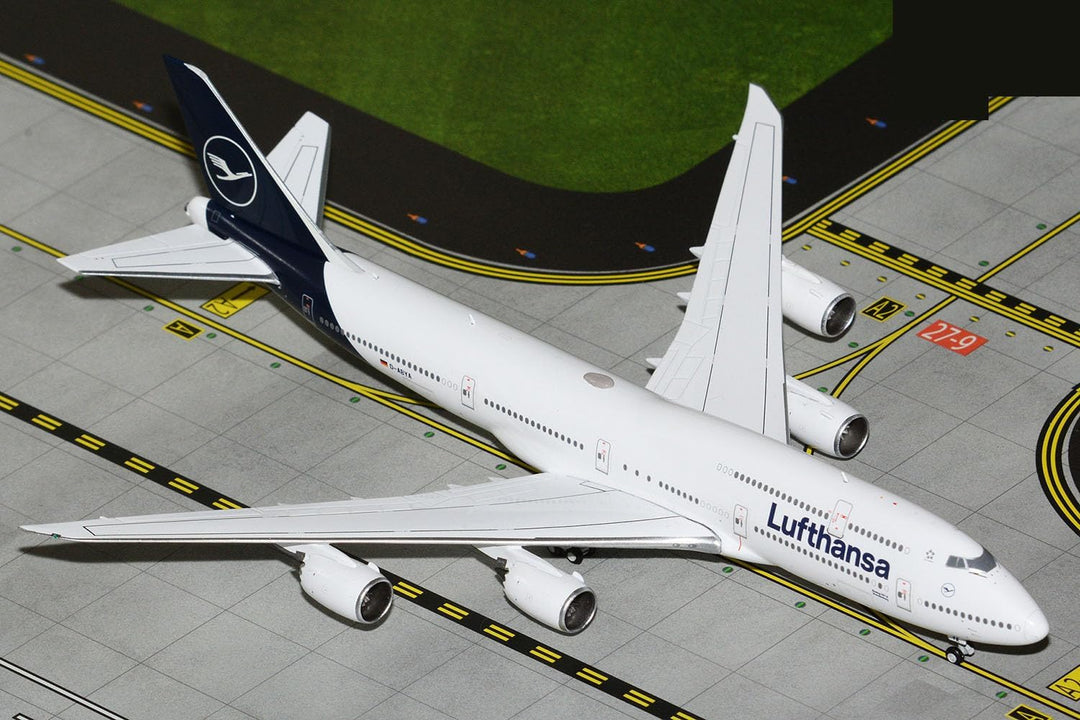 GeminiJets GJDLH2209 Lufthansa Boeing 747-8 D-ABYA Scale