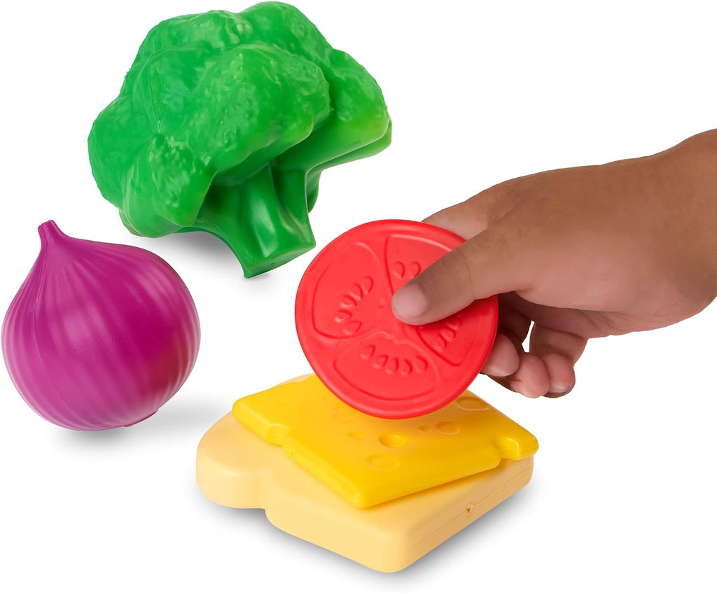 B. toys Juego de comida con libro, juego de comida de 32 piezas
