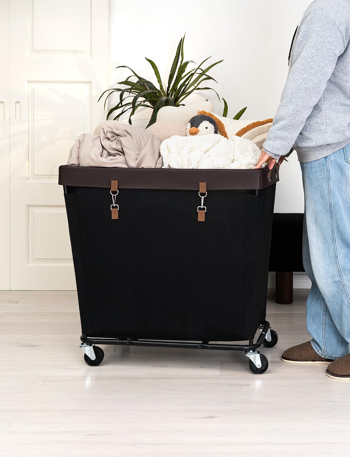 StorageWorks Cesta de lavandería 320L con ruedas, cestas rodantes para ropa