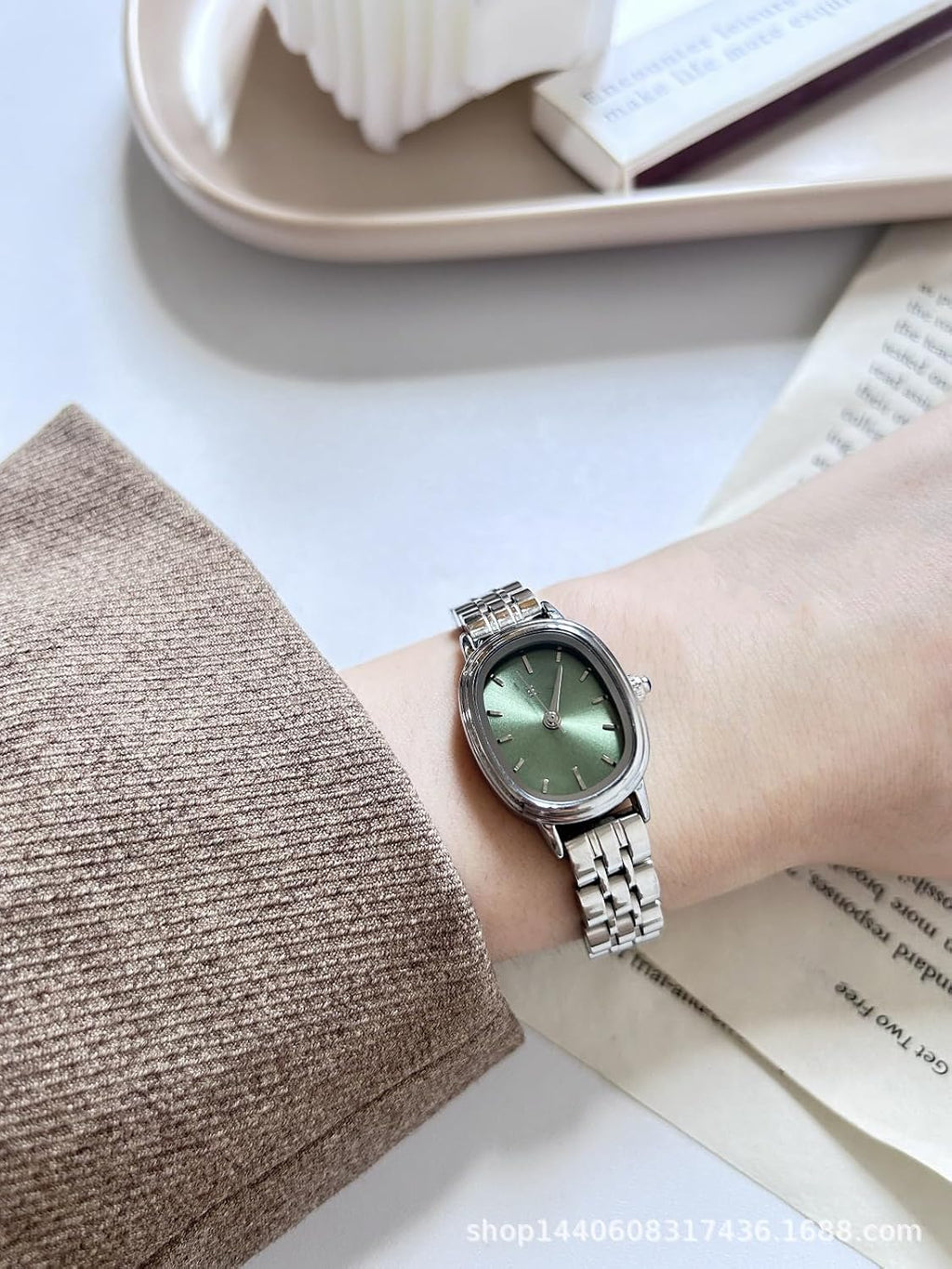 Delicados relojes pequeños para mujer, correa de acero inoxidable, ovalado, reloj para mujer
