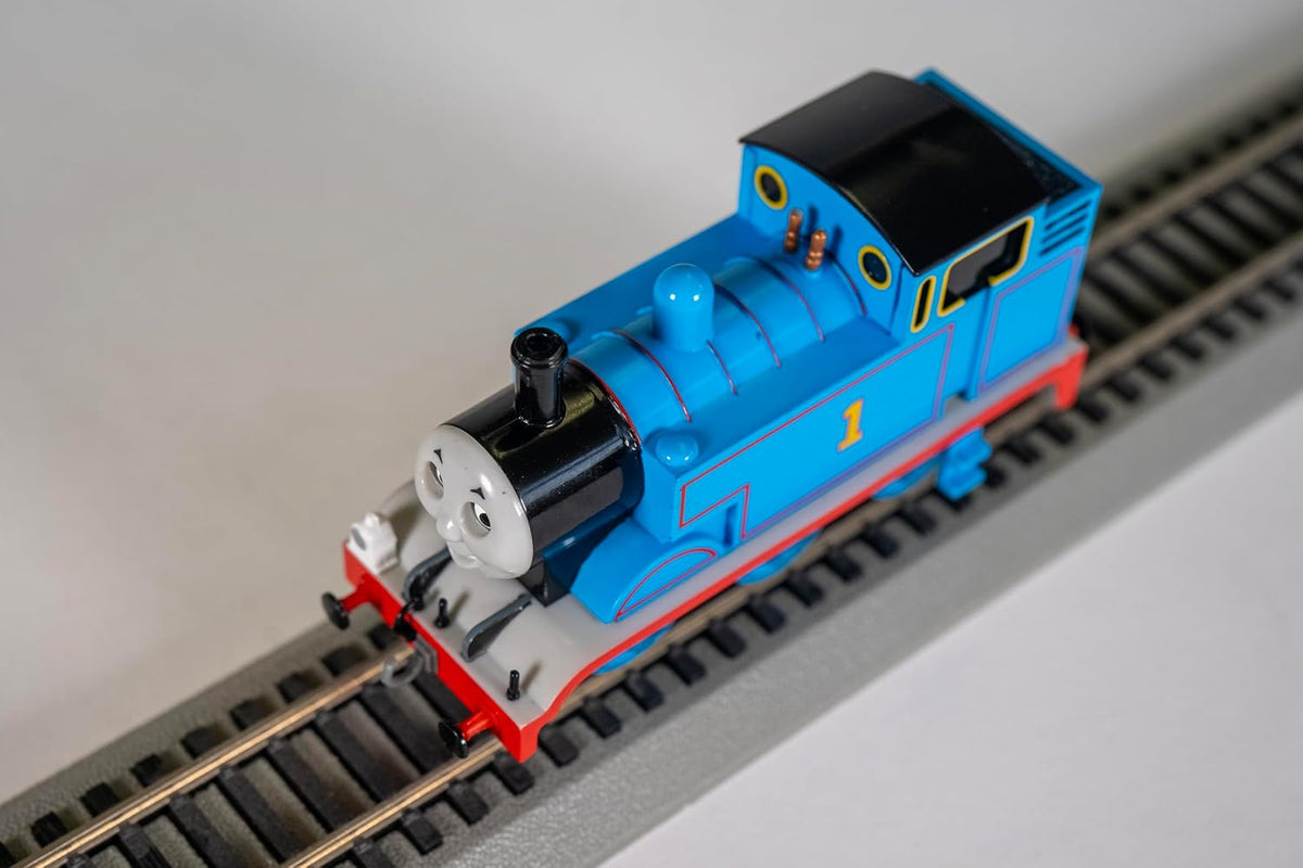 Bachmann Trains - THOMAS & FRIENDS THOMAS LA LOCOMOTORA CON OJOS MOVIBLES - Escala HO