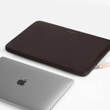 Comfyable Funda protectora delgada para laptop con funda para acces...
