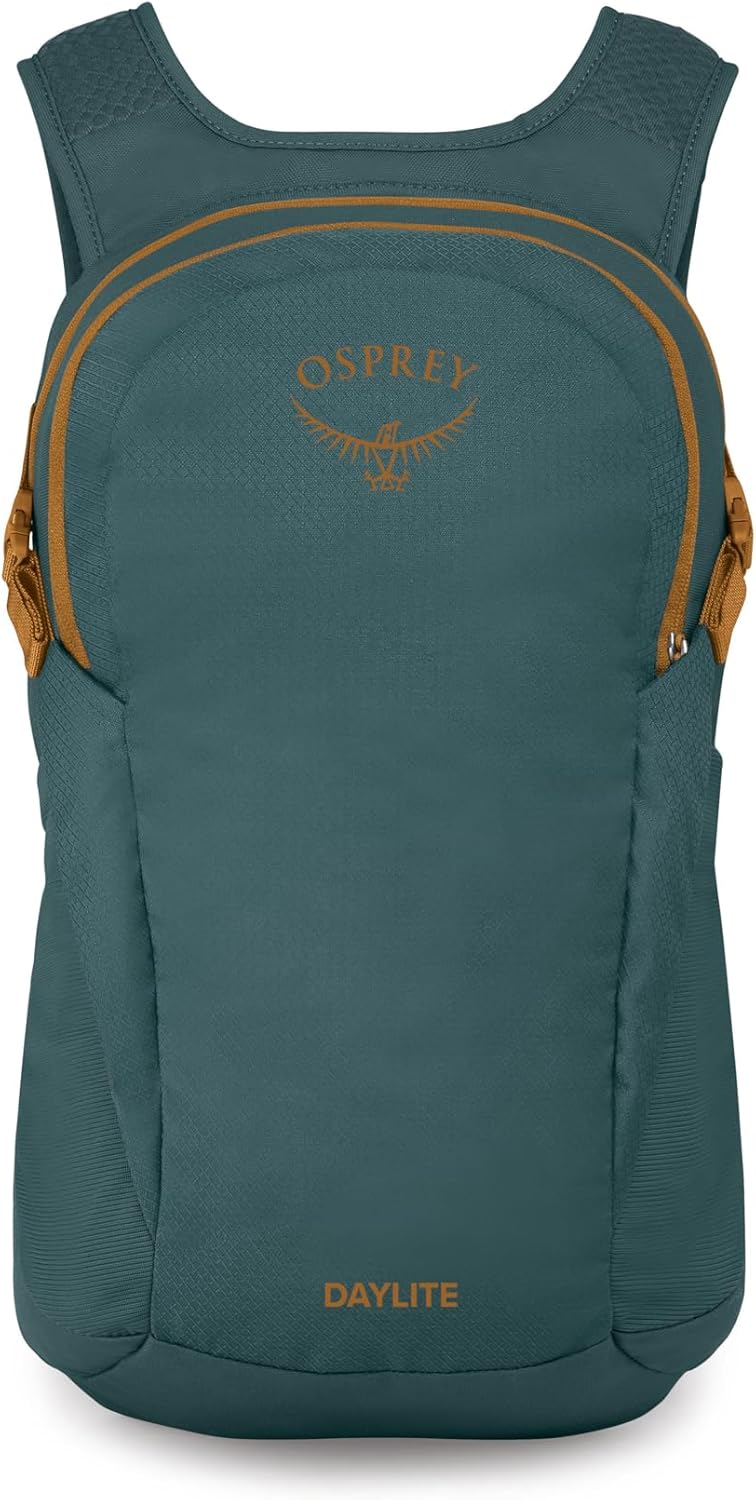 Osprey Daylite - Mochila para viajes diarios, ligera, con funda par...