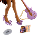 Bratz Pop Starz Sasha Fashion Doll con Accessories y Charm