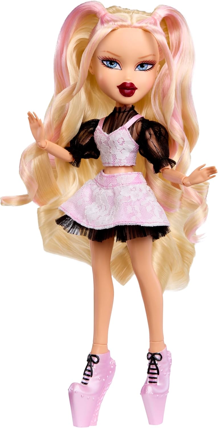 Bratz Stylin' Birthdayz Cloe Fashion Doll con camiseta personalizable para ti y accesorios