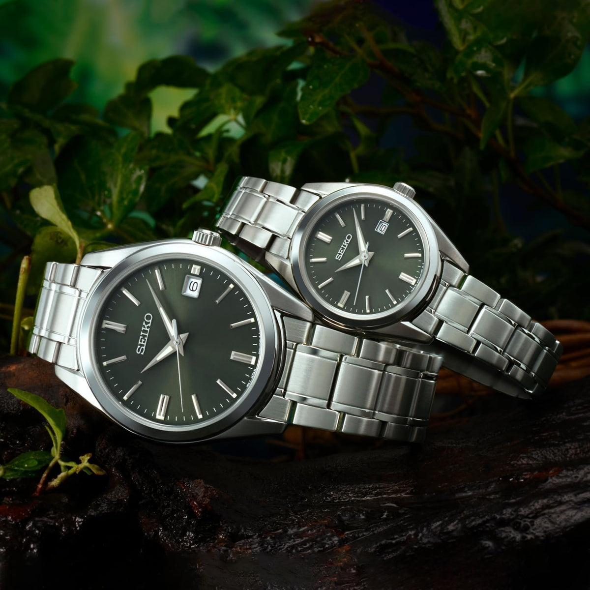 SEIKO SUR527 Reloj de cuarzo para hombre - Colección Essentials - Esfera verde con calendario de fecha, acero inoxidable - Resistente al agua 100M